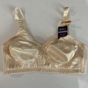 Bali Bra 36DD Double Support lace up front Wirefree Bra Style 3820 Beige NWT